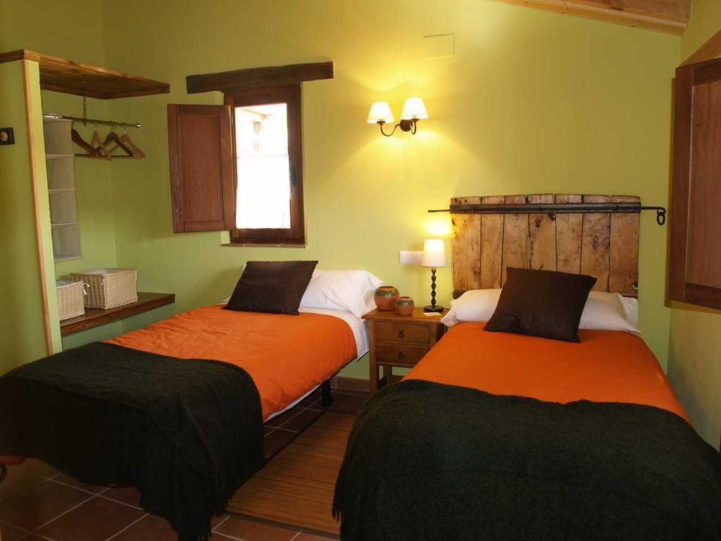 Hotel Rural Piedra Abierta San Martín de Perapertú Exterior foto